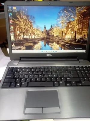 Laptop Dell Latitude 3540 8GB Intel Core i3 SSD 256GB