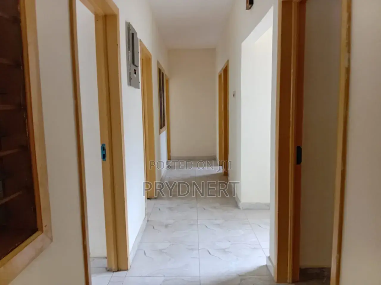3bdrm House in Devtraco, Tema Metropolitan for rent