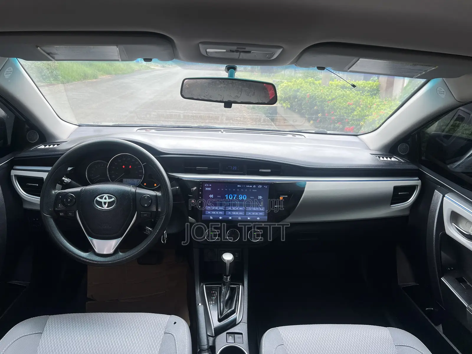Toyota Corolla LE Eco 4dr Sedan (1.8L 4cyl CVT) 2015 Gray