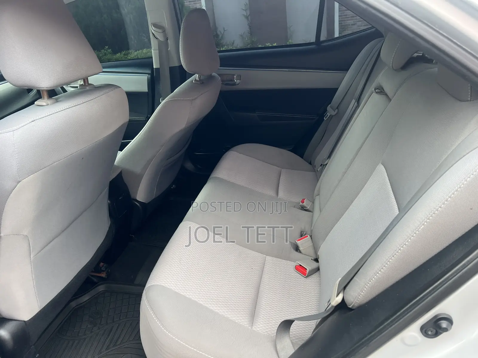 Toyota Corolla LE Eco 4dr Sedan (1.8L 4cyl CVT) 2015 Gray