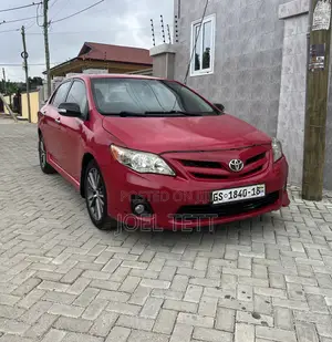 Toyota Corolla 2013 Red