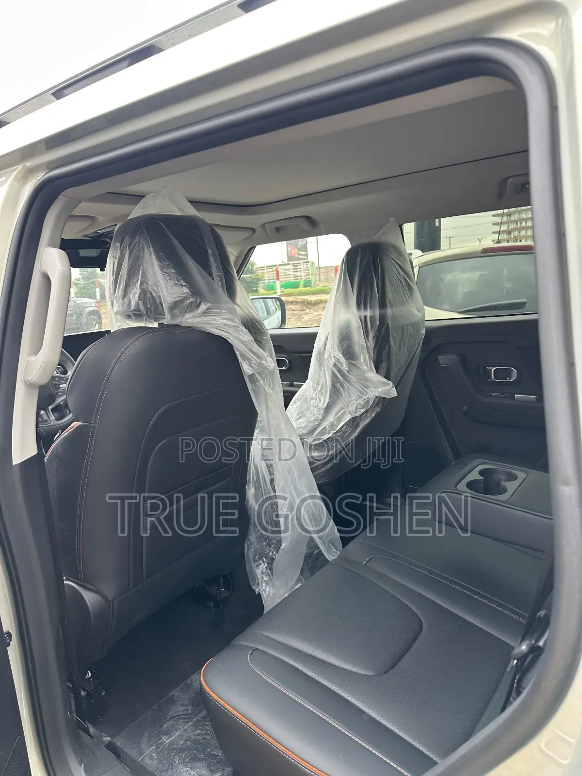 Jetour T1 2025 Ivory