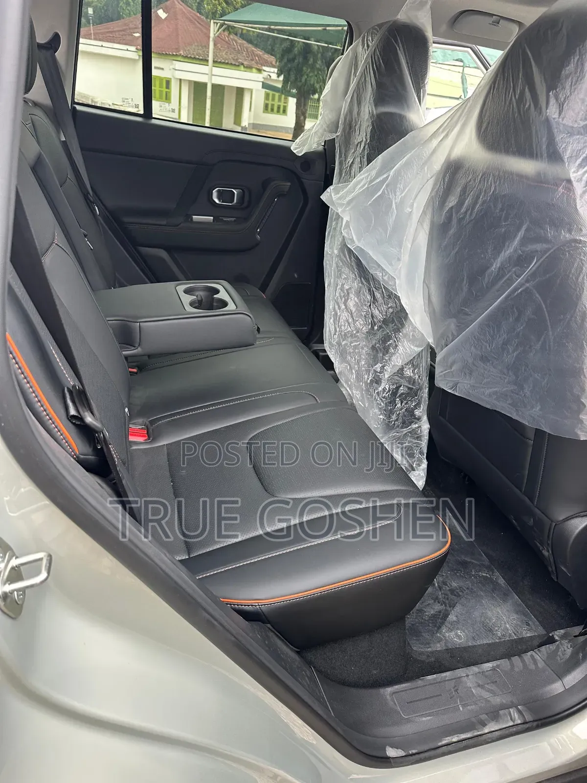 Jetour T1 2025 Ivory