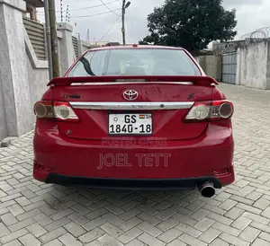 Toyota Corolla 2013 Red