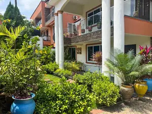 Furnished 3bdrm Apartment in School Area for rent