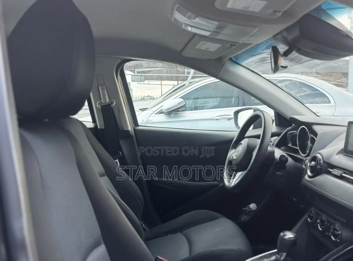 Toyota Yaris iA 1.5 FWD 2017 Black