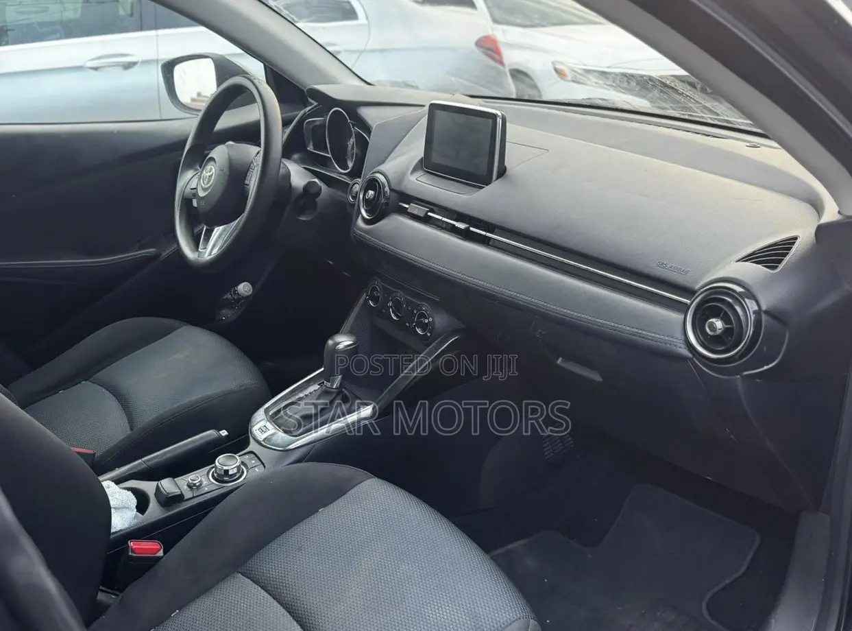 Toyota Yaris iA 1.5 FWD 2017 Black