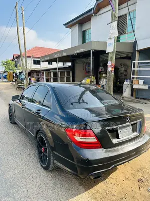 Mercedes-Benz C250 2014 Black