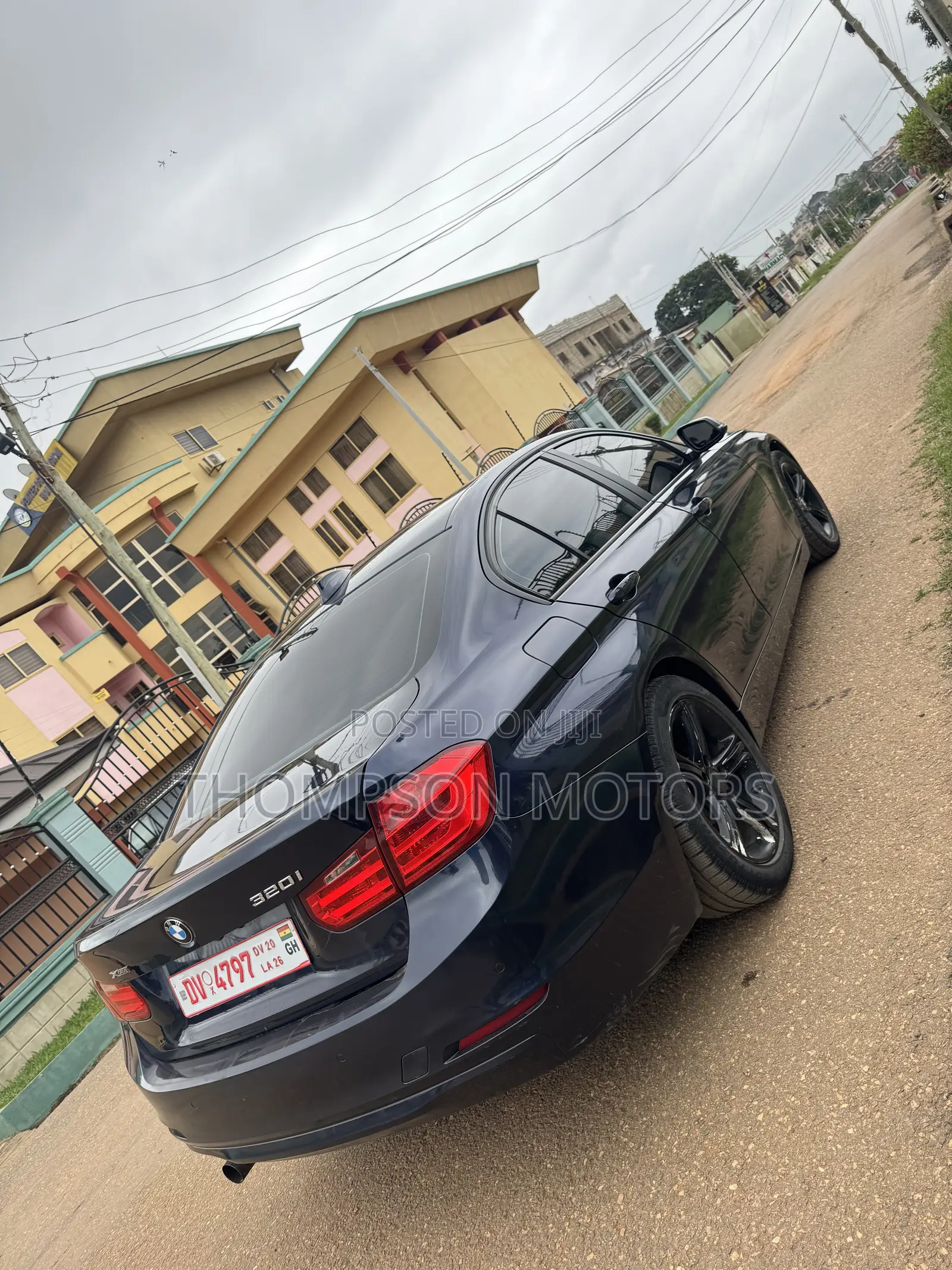 BMW 3 Series 320i RWD 2015 Blue
