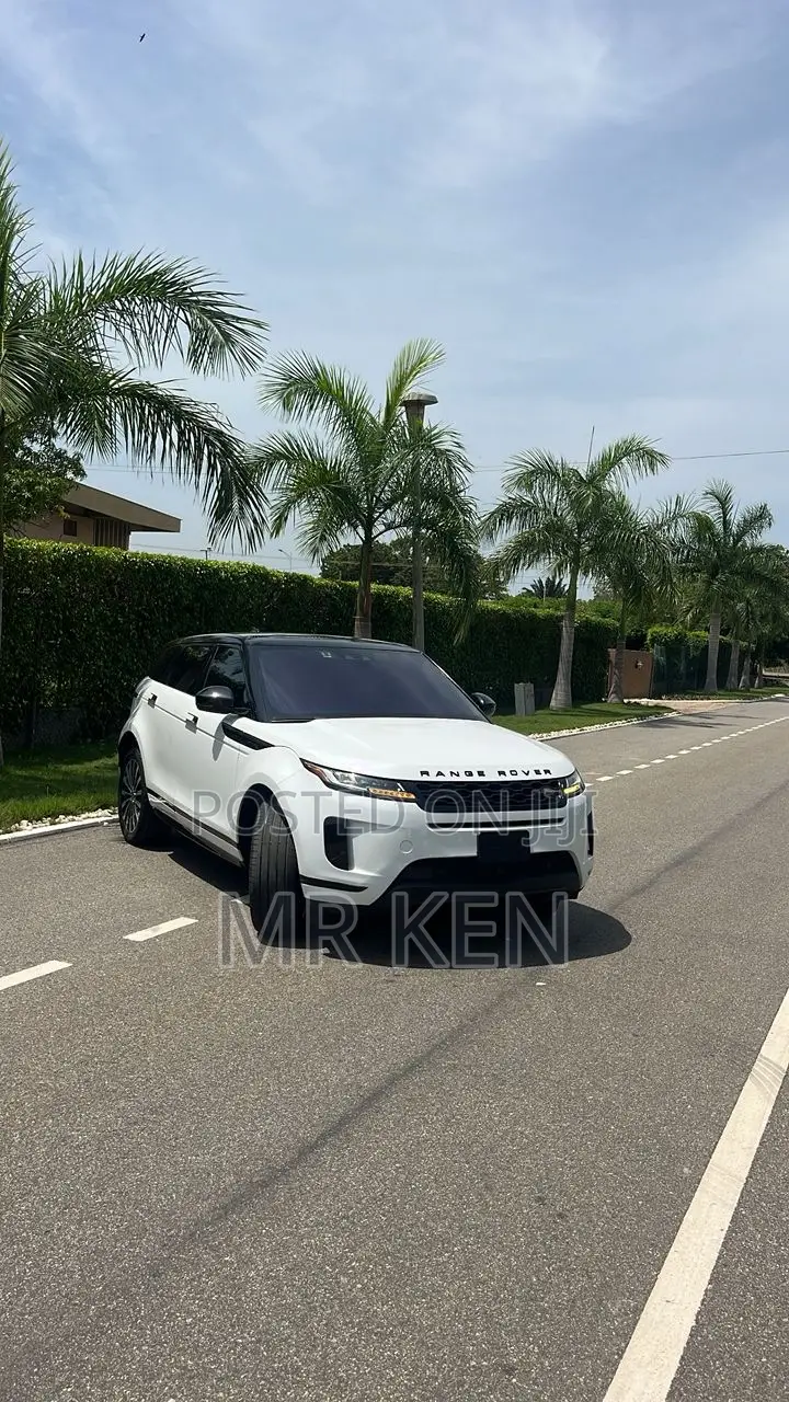 Land Rover Range Rover Evoque R-Dynamic HST 2022 White