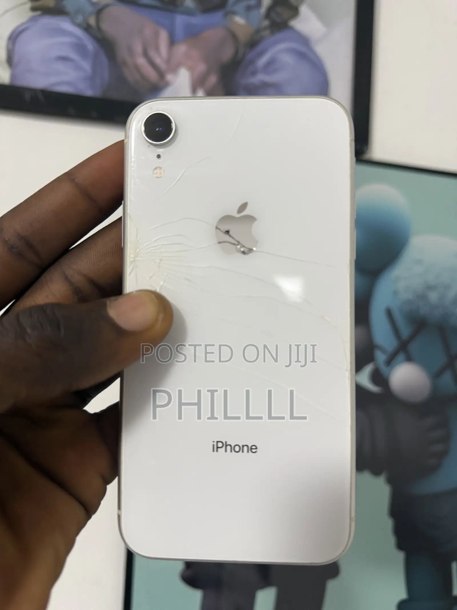 Apple iPhone XR 64 GB White