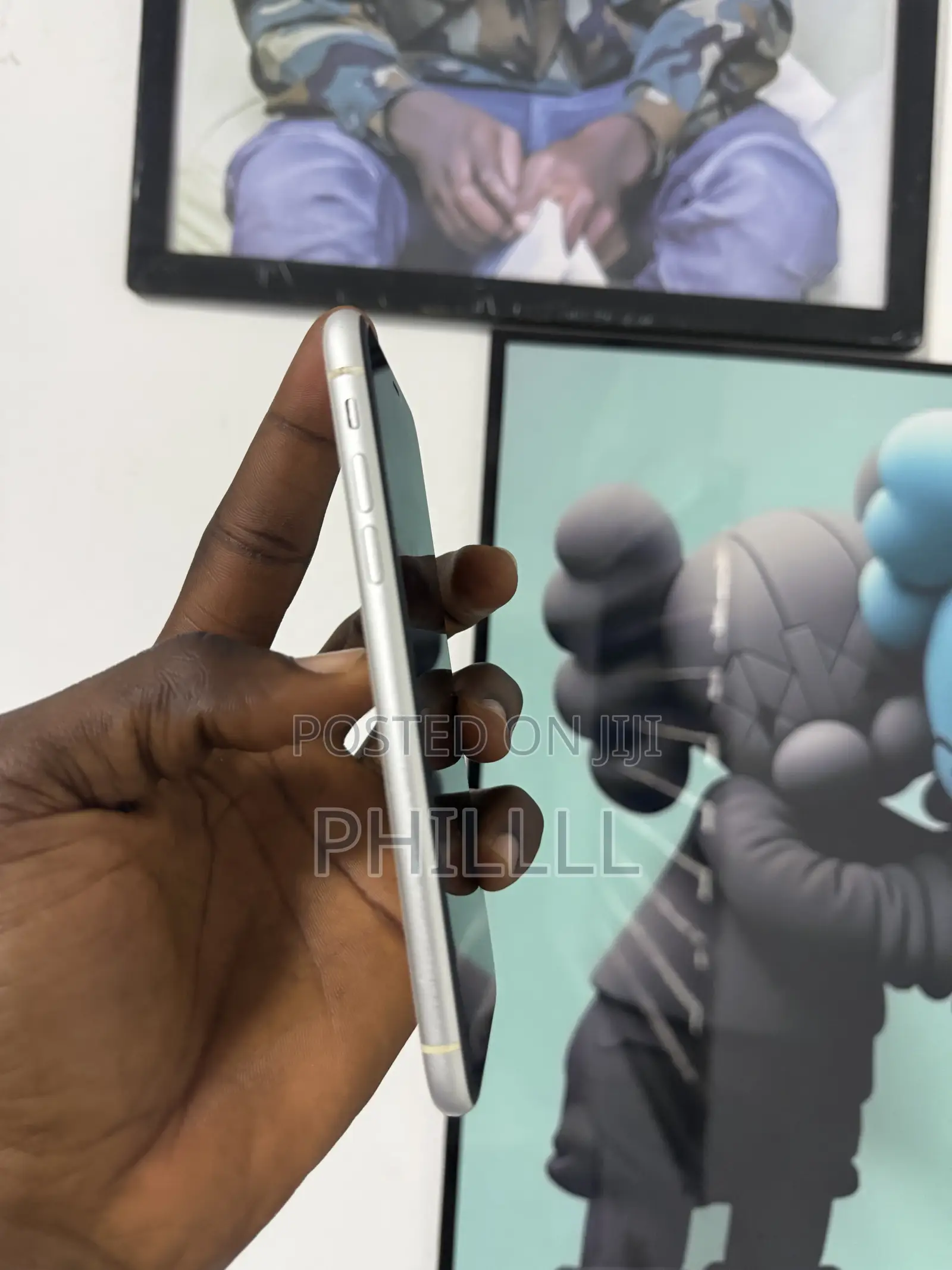 Apple iPhone XR 64 GB White