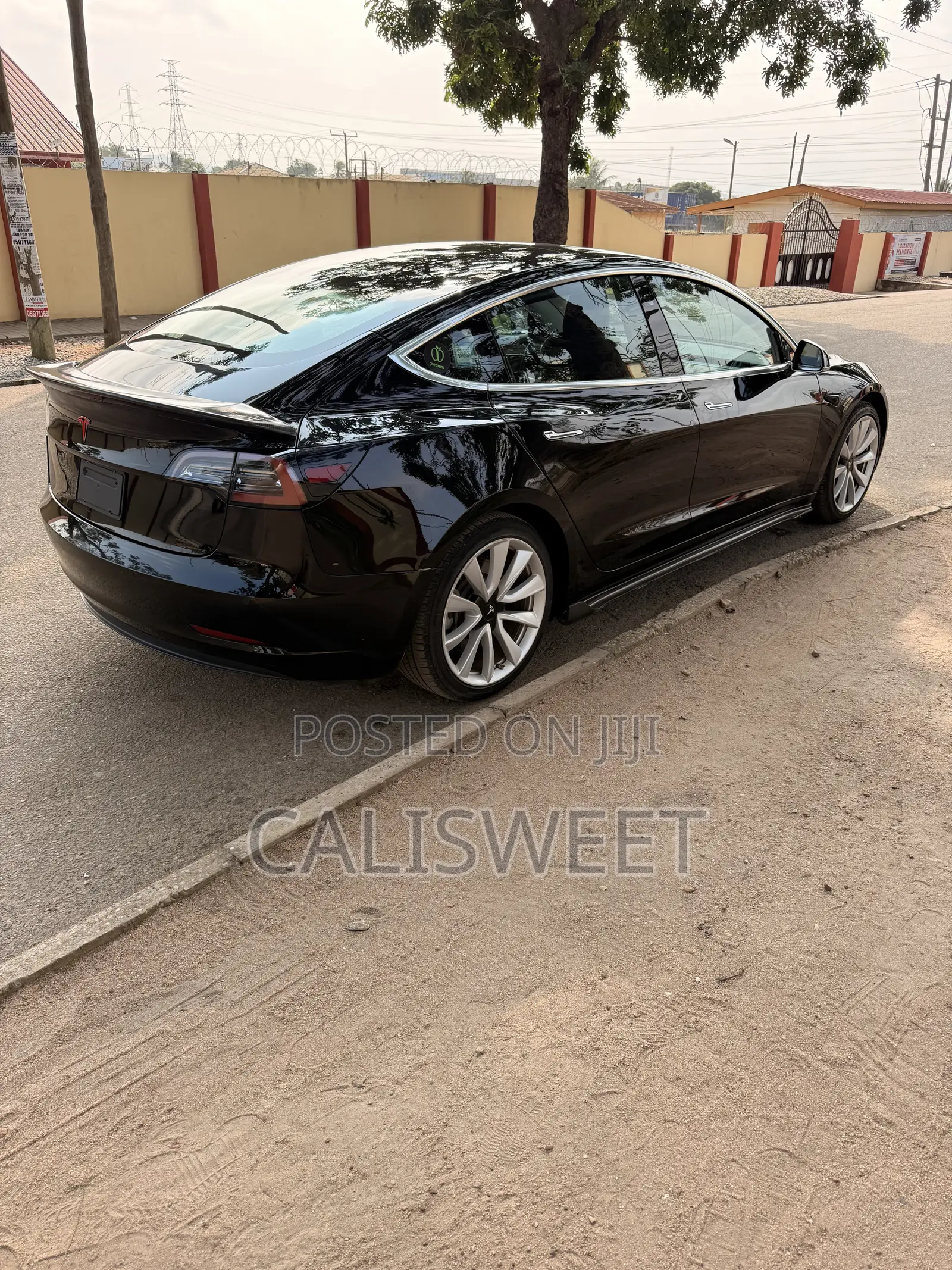 Tesla Model 3 54 kWh Standart Range Plus 2021 Black