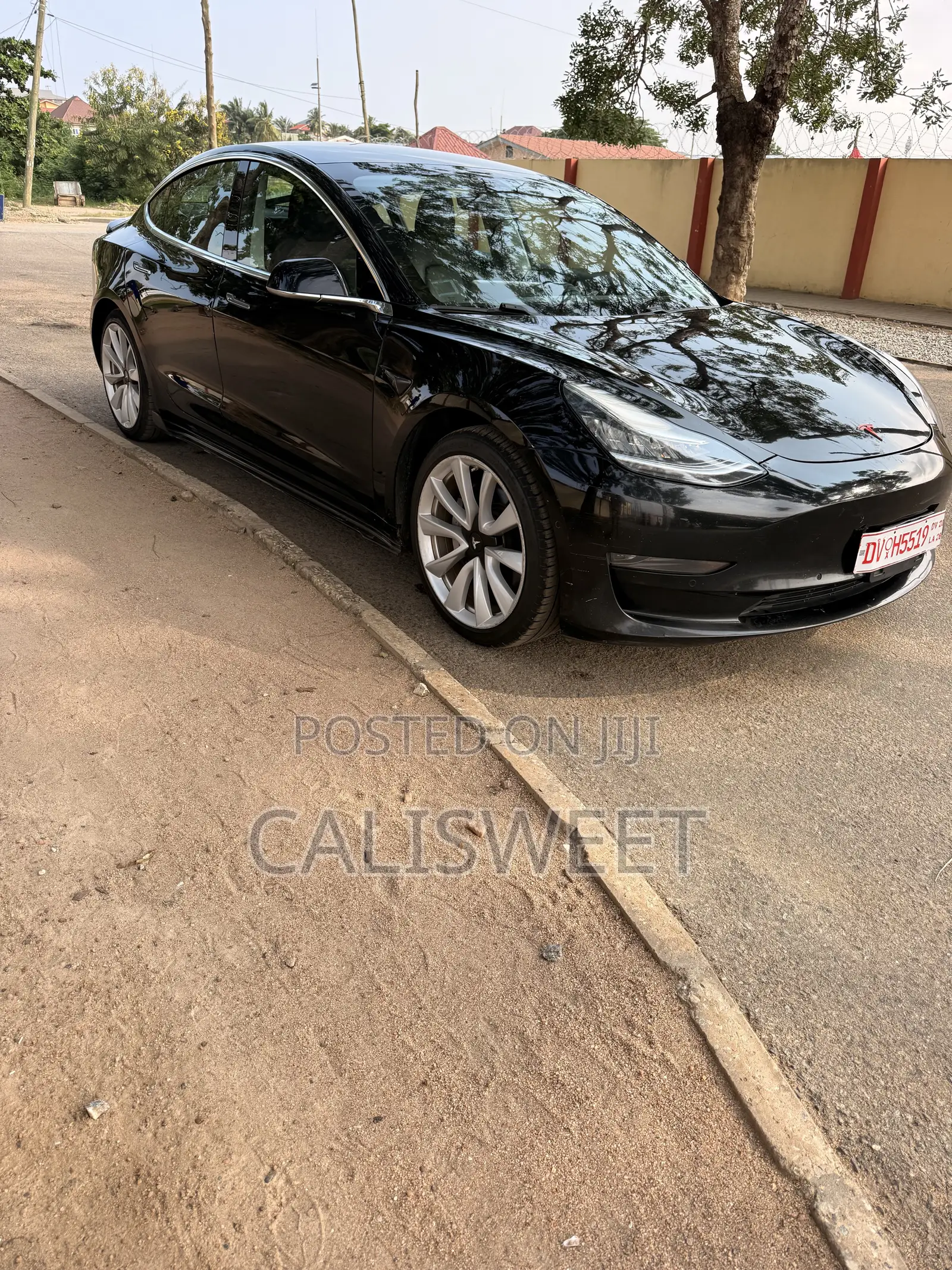 Tesla Model 3 54 kWh Standart Range Plus 2021 Black