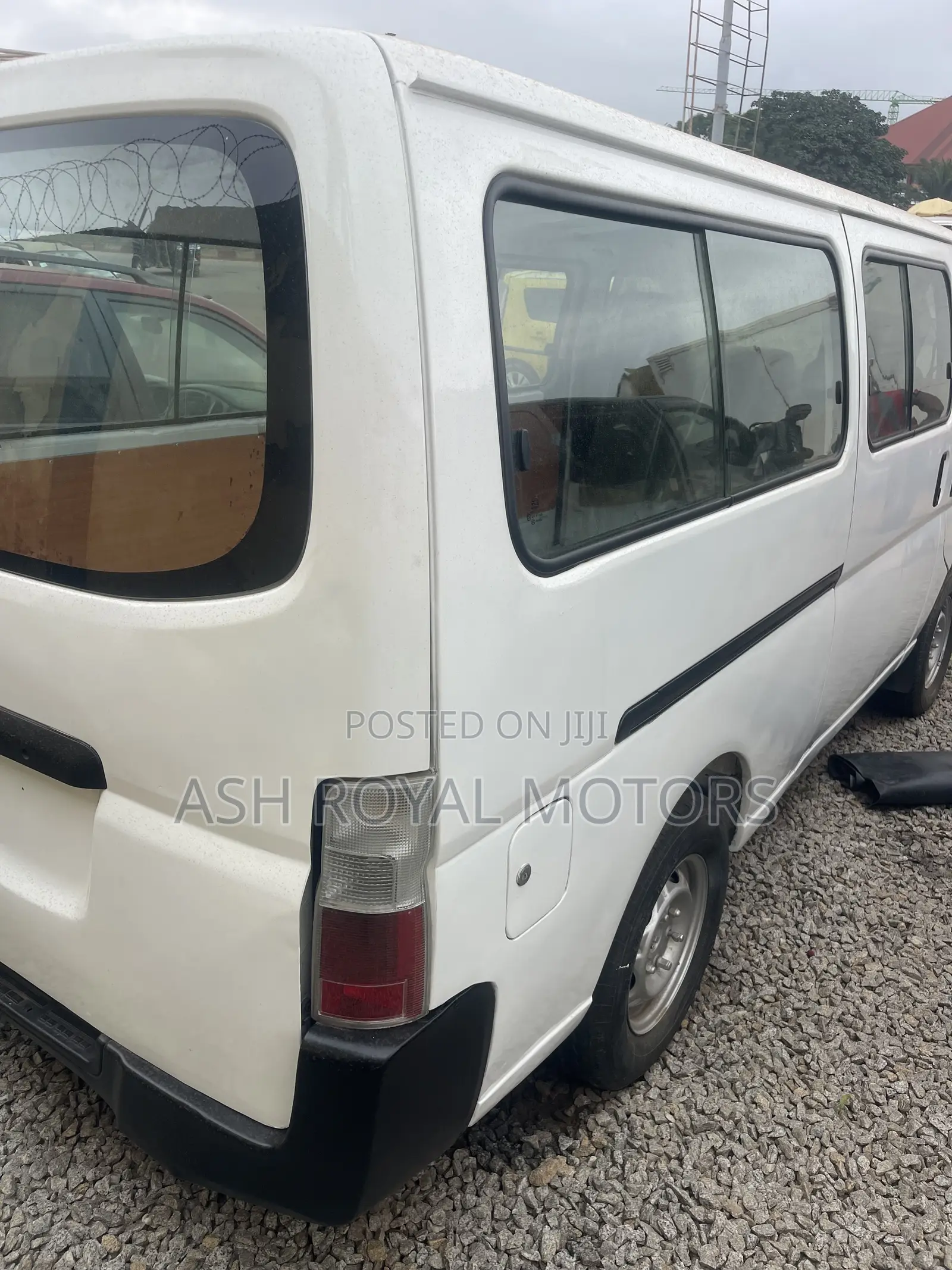Nissan Caravan (Urvan) 2008 White
