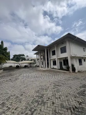 4bdrm House in Airport Residential Area for sale