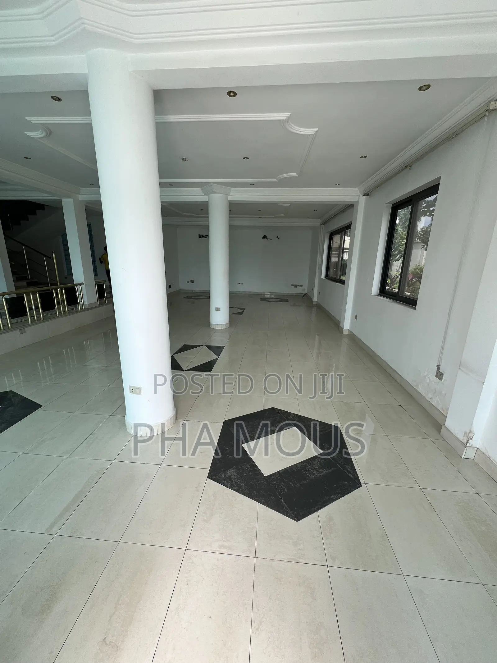 4bdrm House in Airport Residential Area for sale