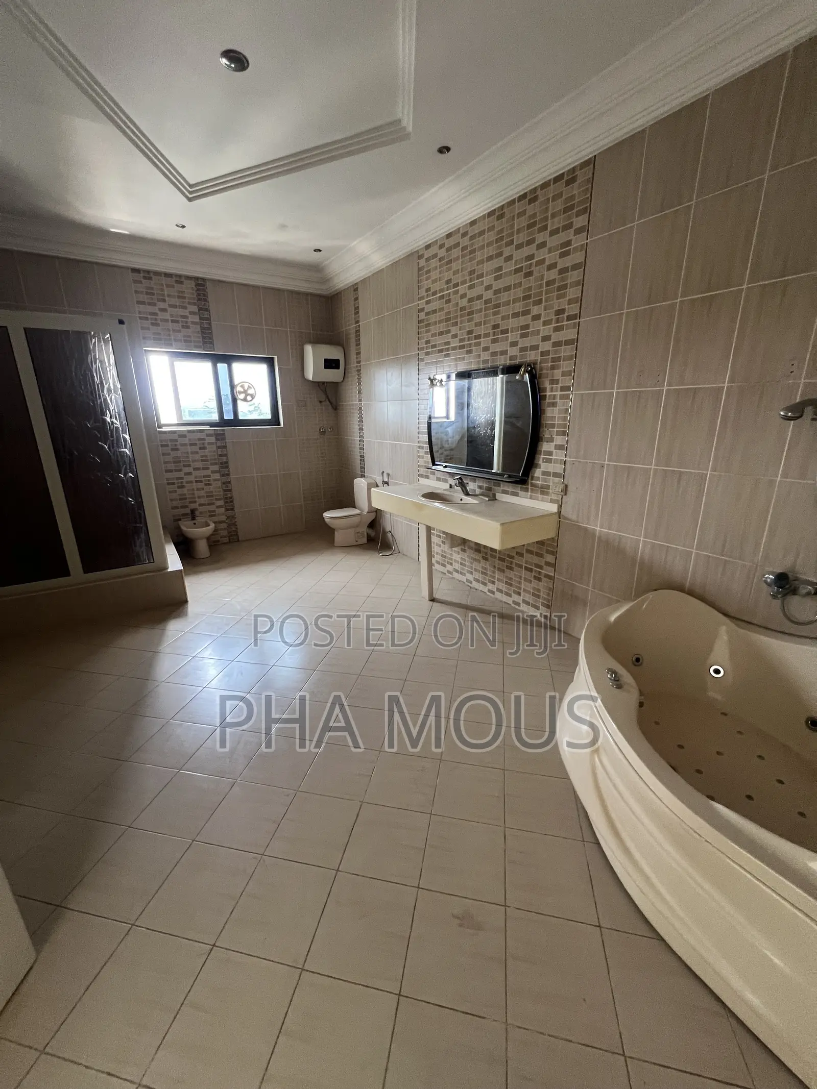 4bdrm House in Airport Residential Area for sale