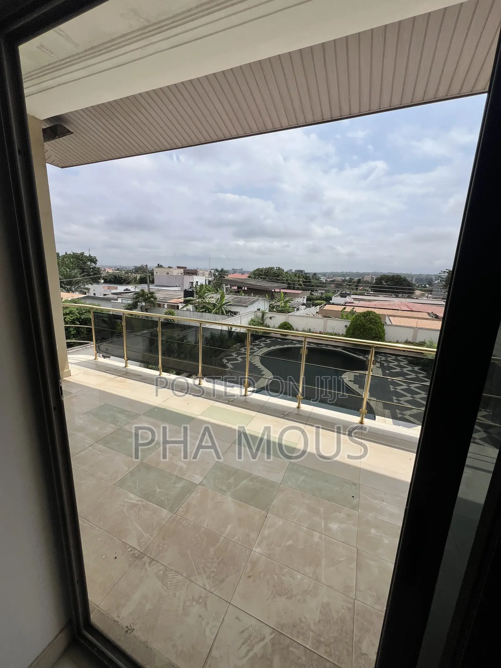 4bdrm House in Airport Residential Area for sale