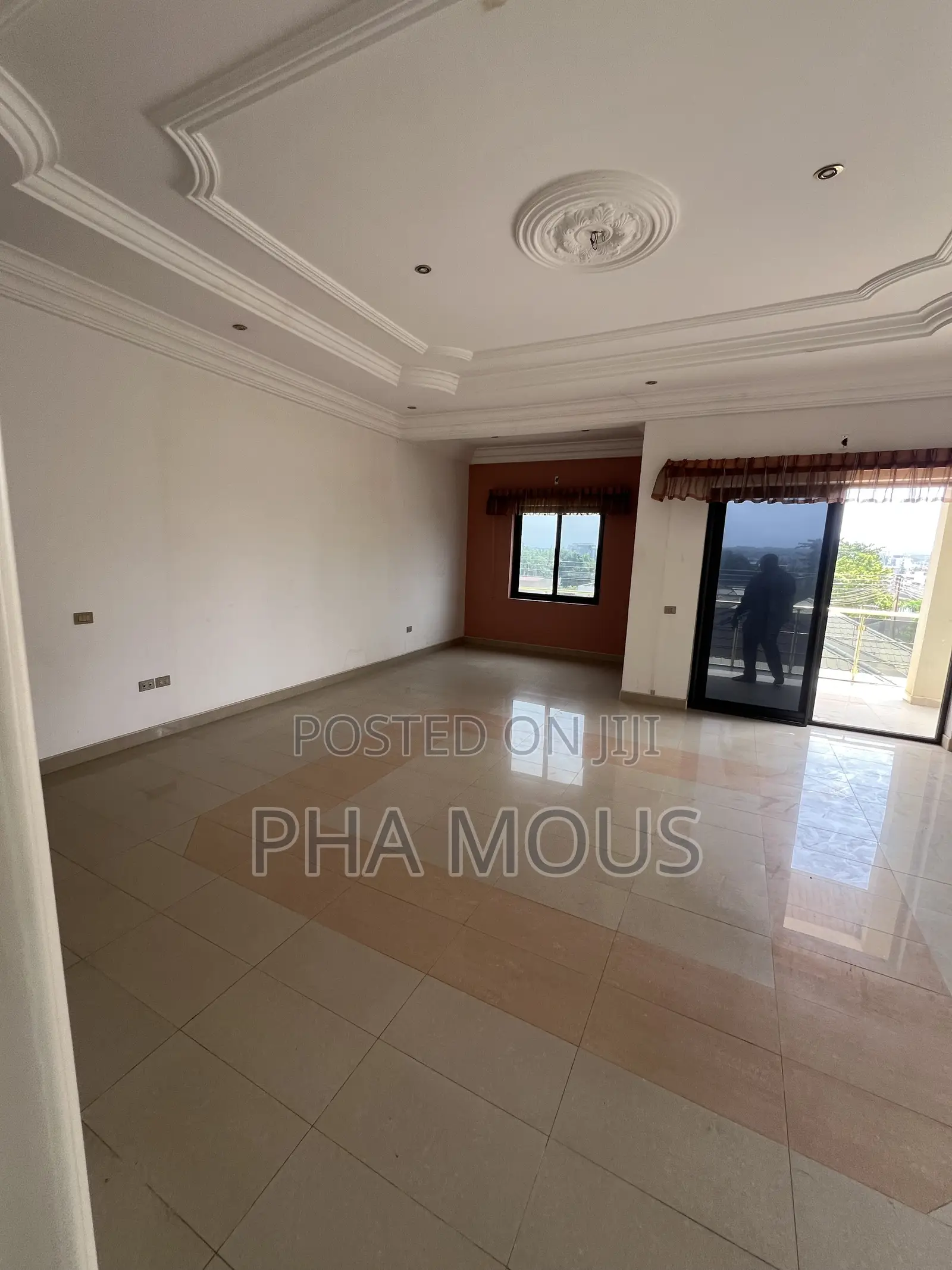4bdrm House in Airport Residential Area for sale