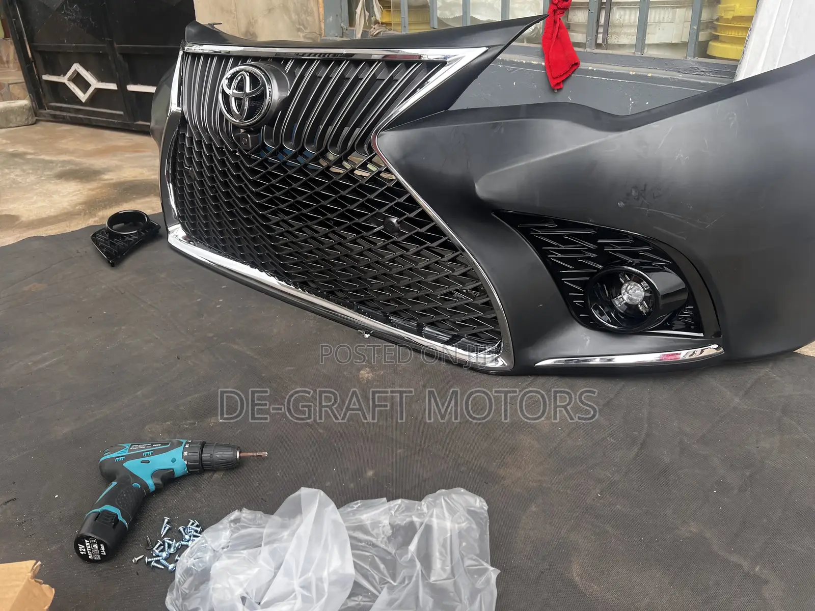 Camry 12-14 Spec Front Bumper
