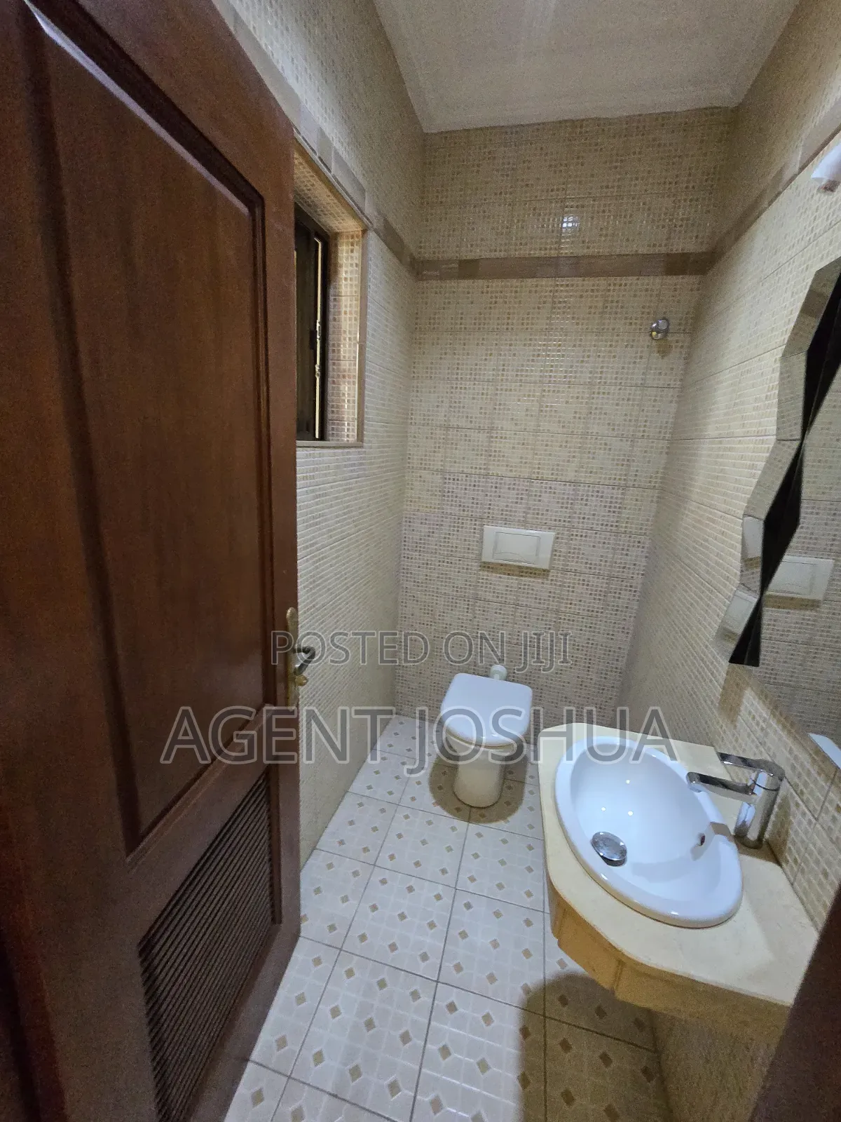 6bdrm House in Regimanuel Estate, Airport Residential Area for rent