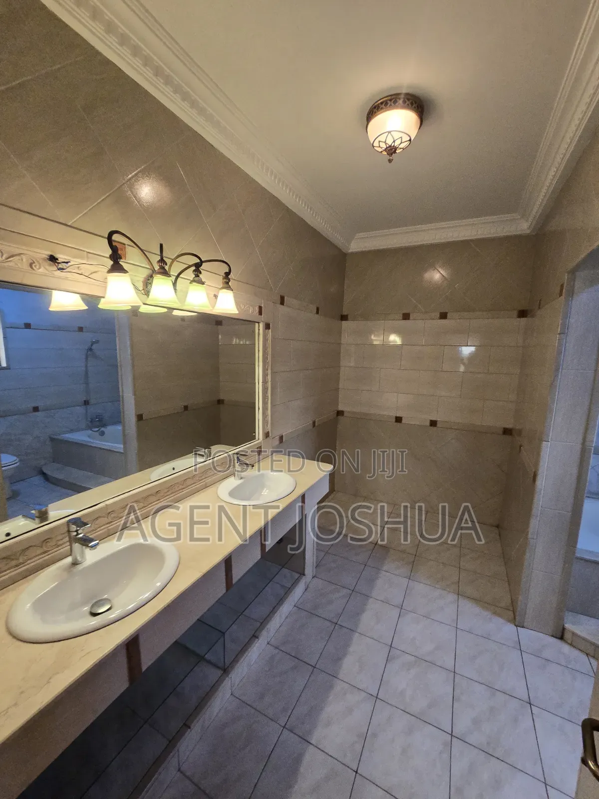 6bdrm House in Regimanuel Estate, Airport Residential Area for rent