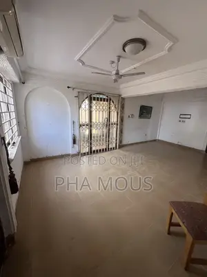 3bdrm Apartment in Achimota for rent