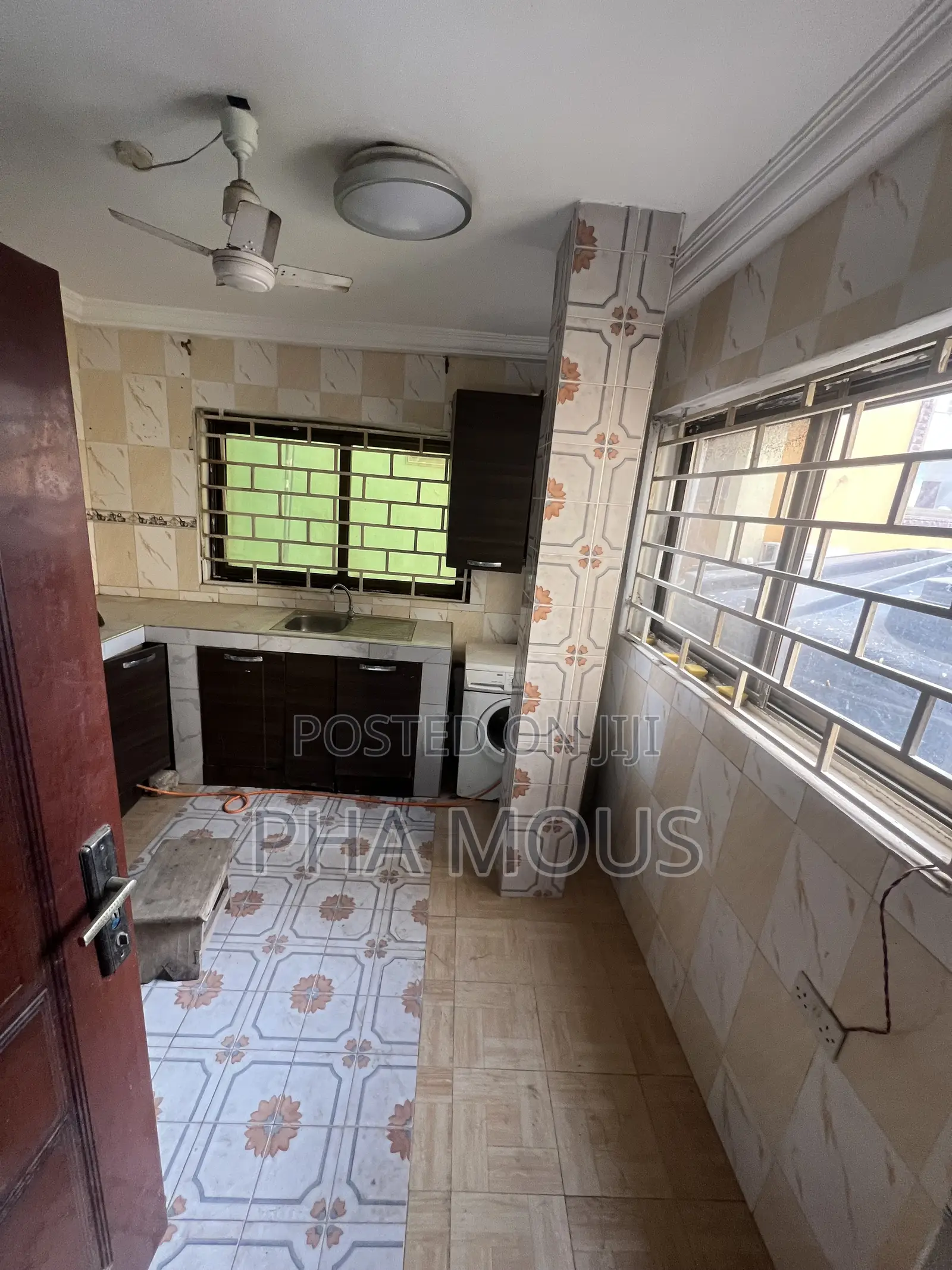 3bdrm Apartment in Achimota for rent
