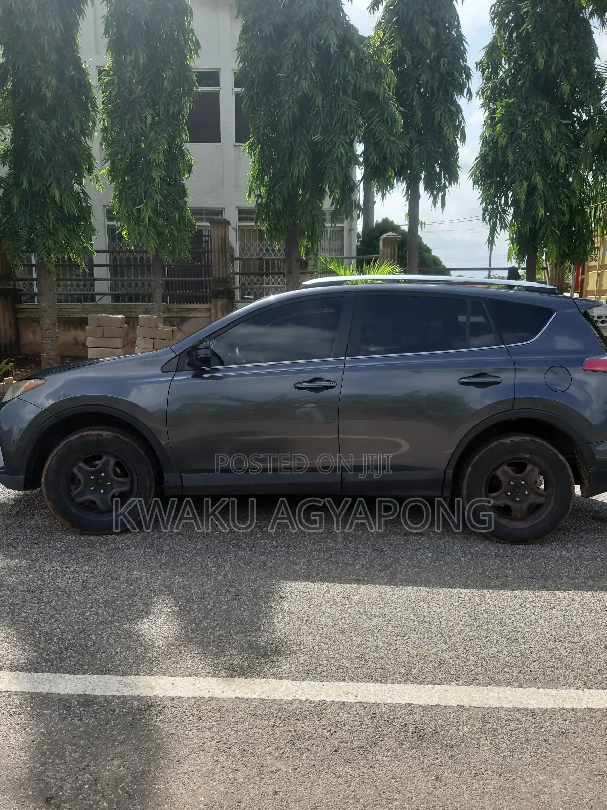 Toyota RAV4 2016 Gray