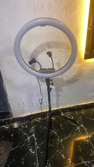 Ring Light ( 18 Inches)