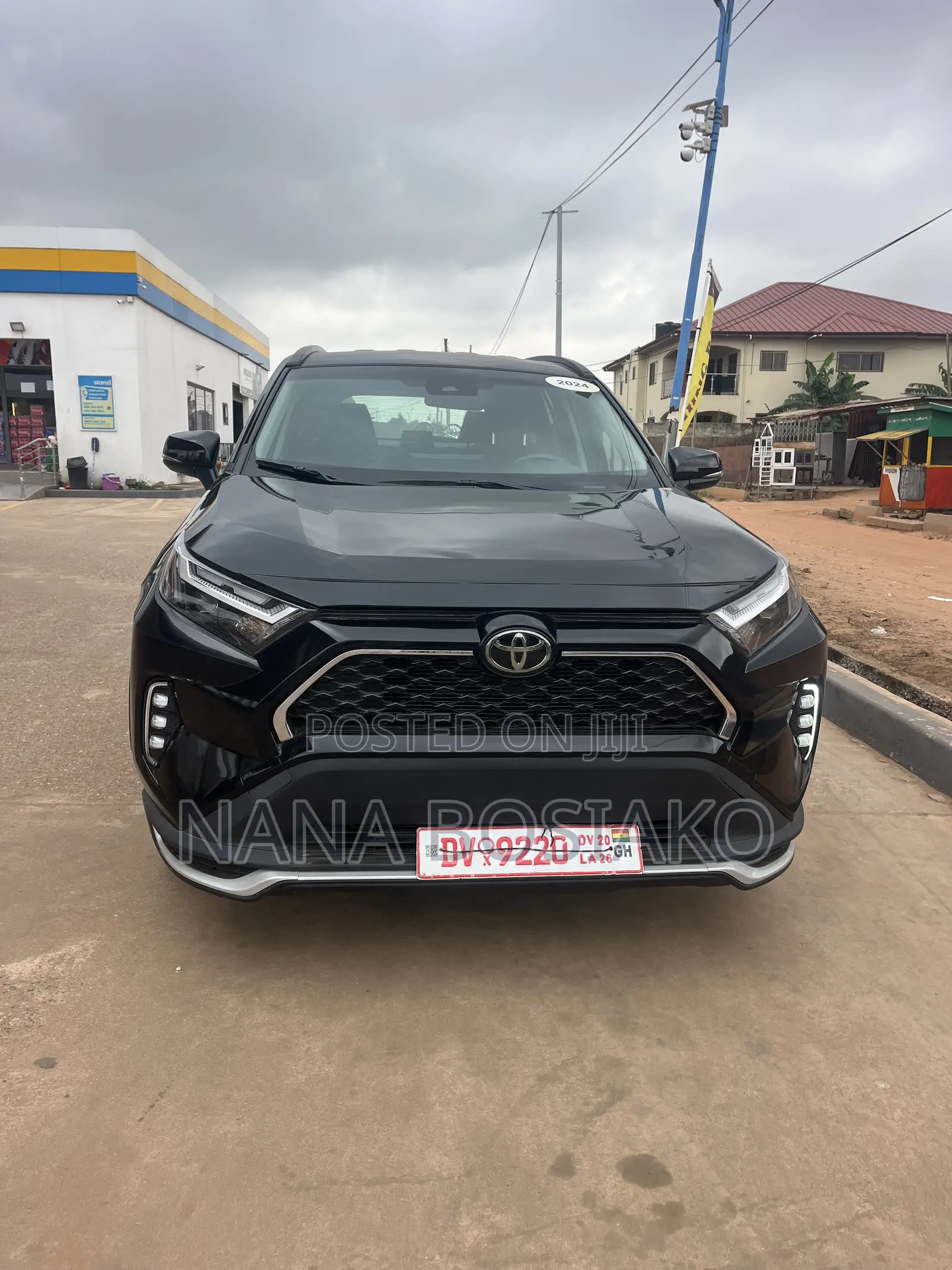Toyota RAV4 XLE AWD 2024 Black