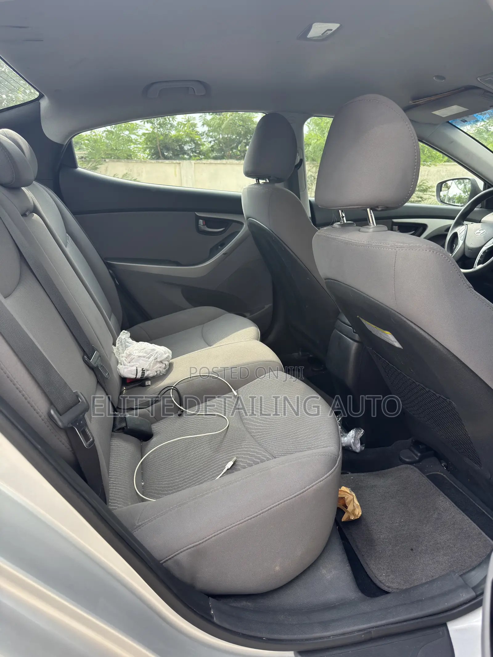 Hyundai Elantra SE 4dr Sedan (1.8L 4cyl 6A) 2015 Silver