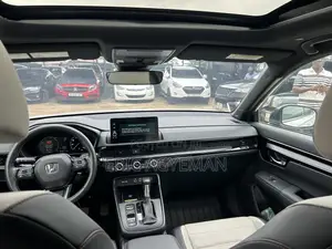 Honda CR-V 2023 White