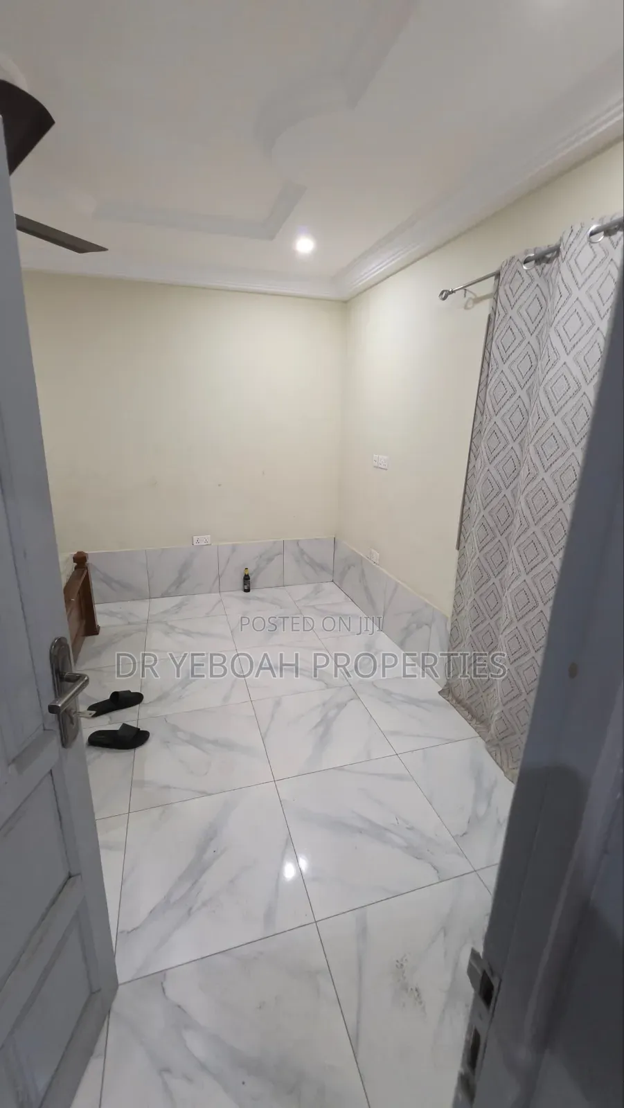 3bdrm Duplex in Spintex Com 18:-  3, Baatsona Total for rent
