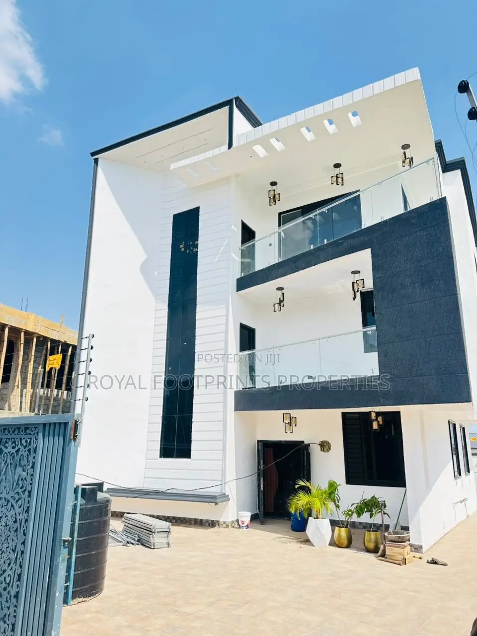 5bdrm House in Royal Footprints, Kwabenya for sale