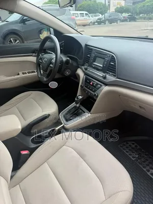 Hyundai Elantra 2018 White