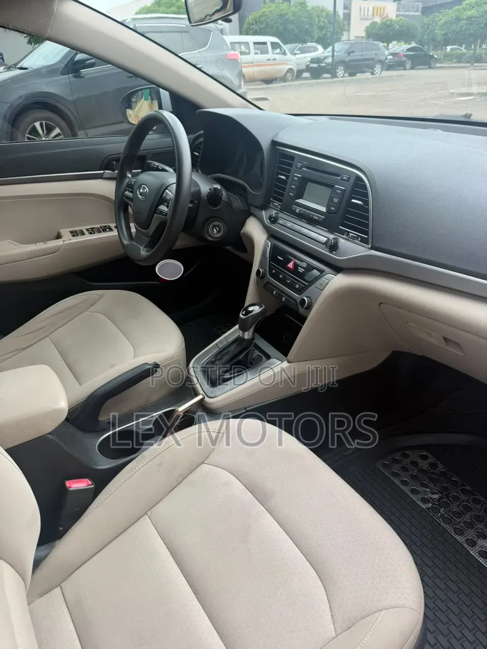 Hyundai Elantra 2018 White