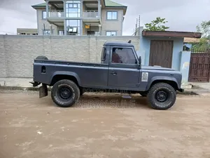 Land Rover Defender 1999 Gray