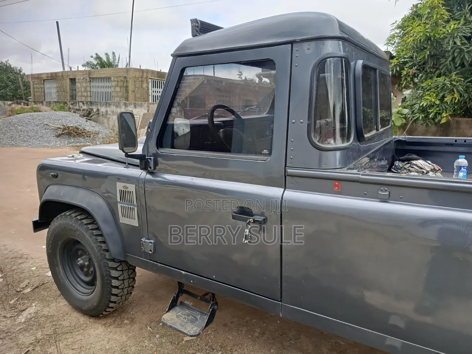 Land Rover Defender 1999 Gray