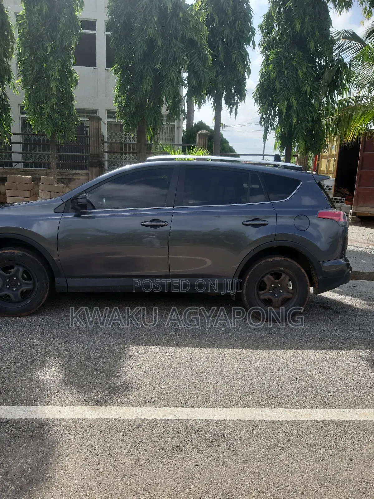 Toyota RAV4 2016 Gray