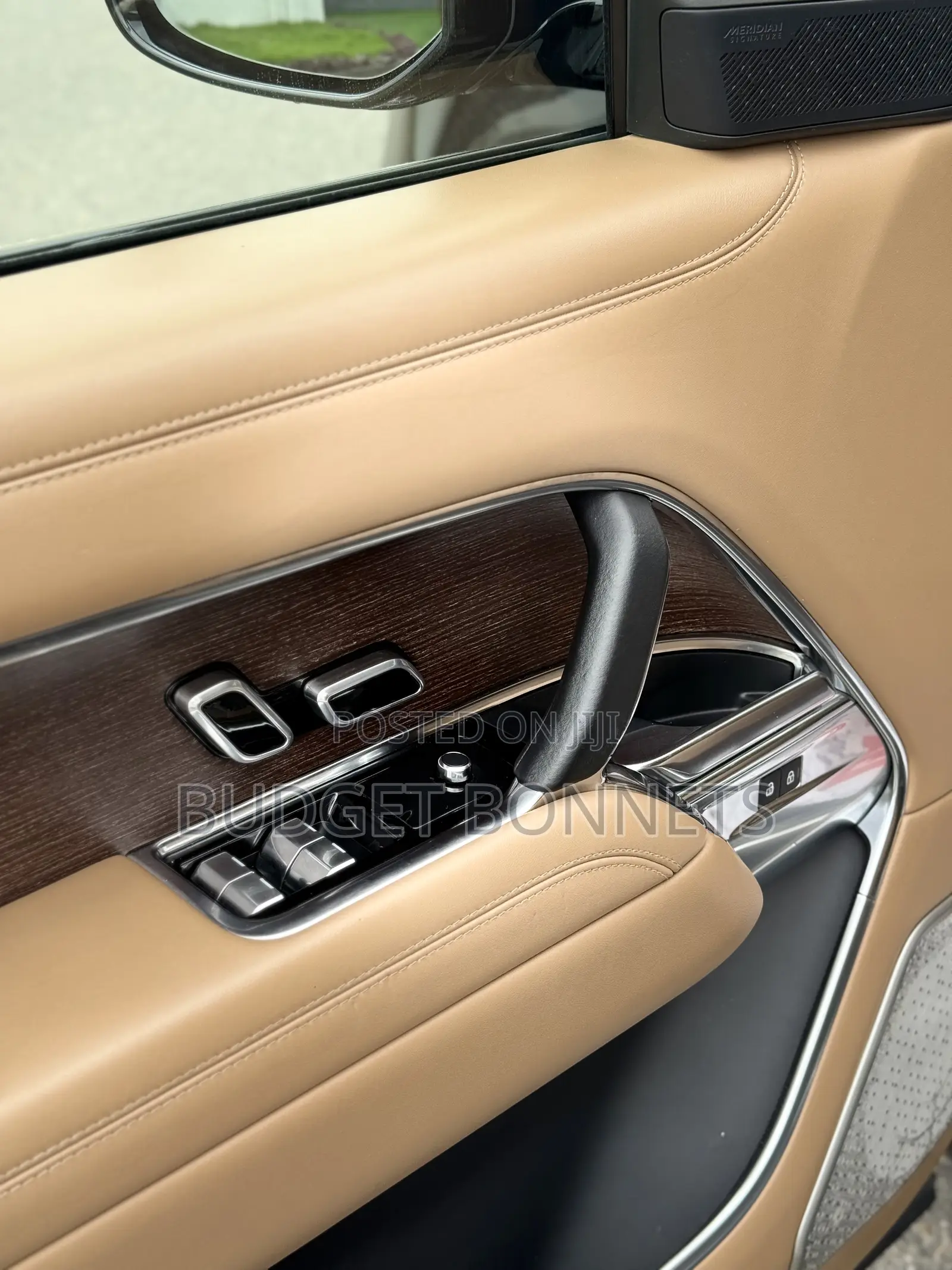 Land Rover Range Rover Vogue 2024 Black