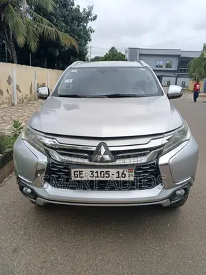 Mitsubishi Pajero V80 3.5 V6 GL/GLS 2016 Silver