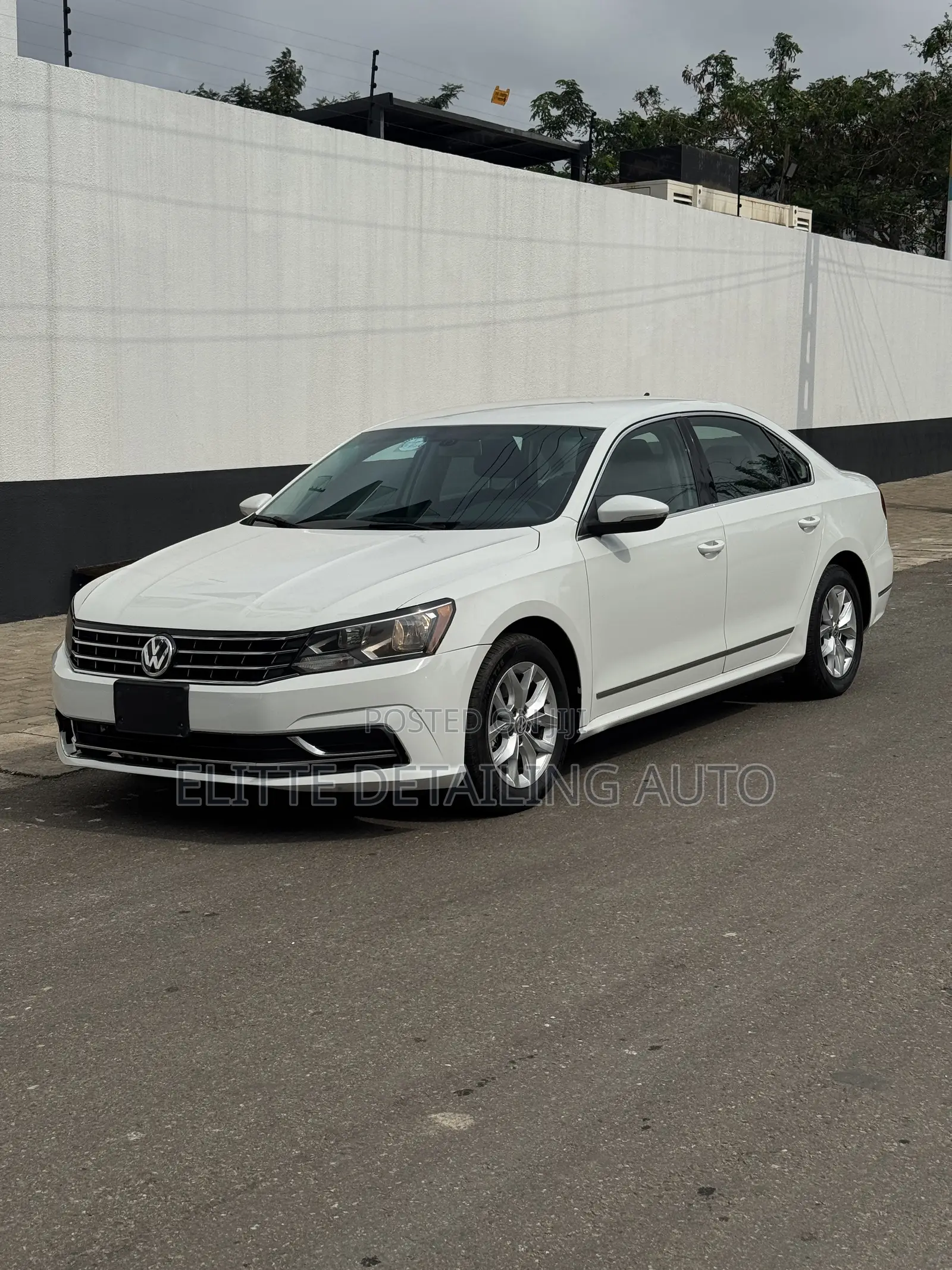 Volkswagen Passat 2016 White
