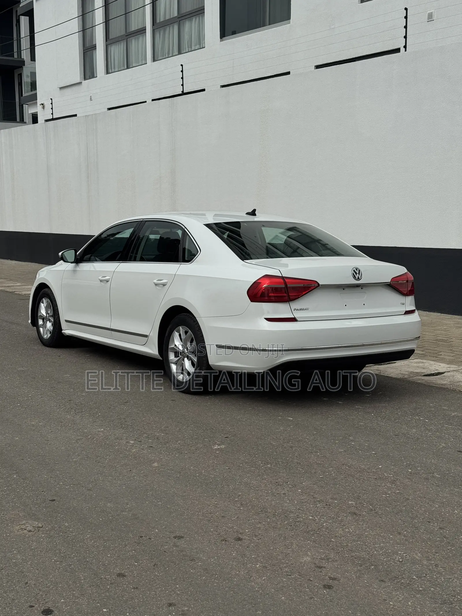Volkswagen Passat 2016 White