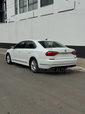 Volkswagen Passat 2016 White