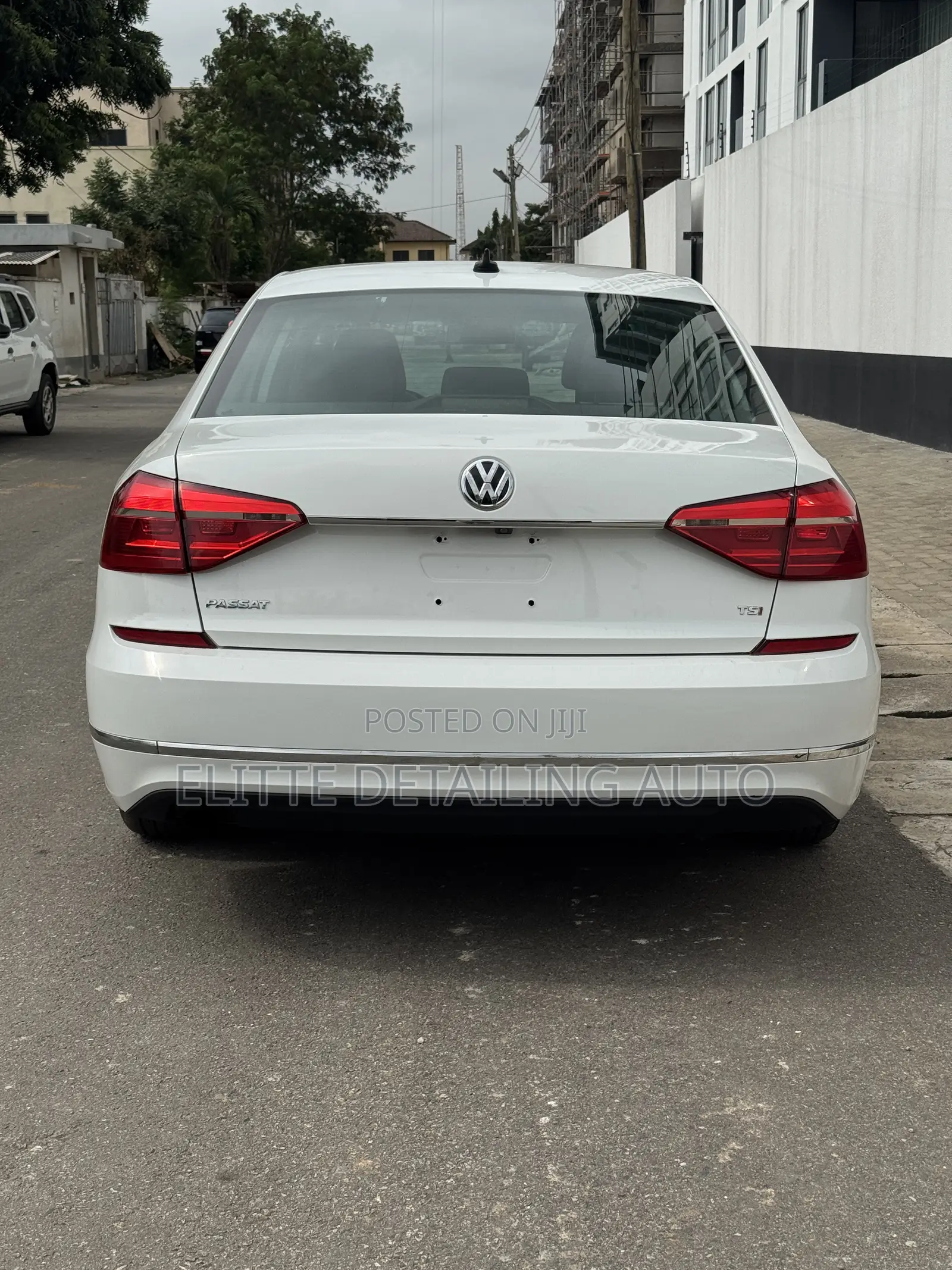 Volkswagen Passat 2016 White