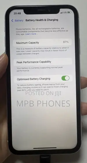 Apple iPhone XR 64 GB White