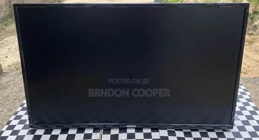 Slightly Used Tv