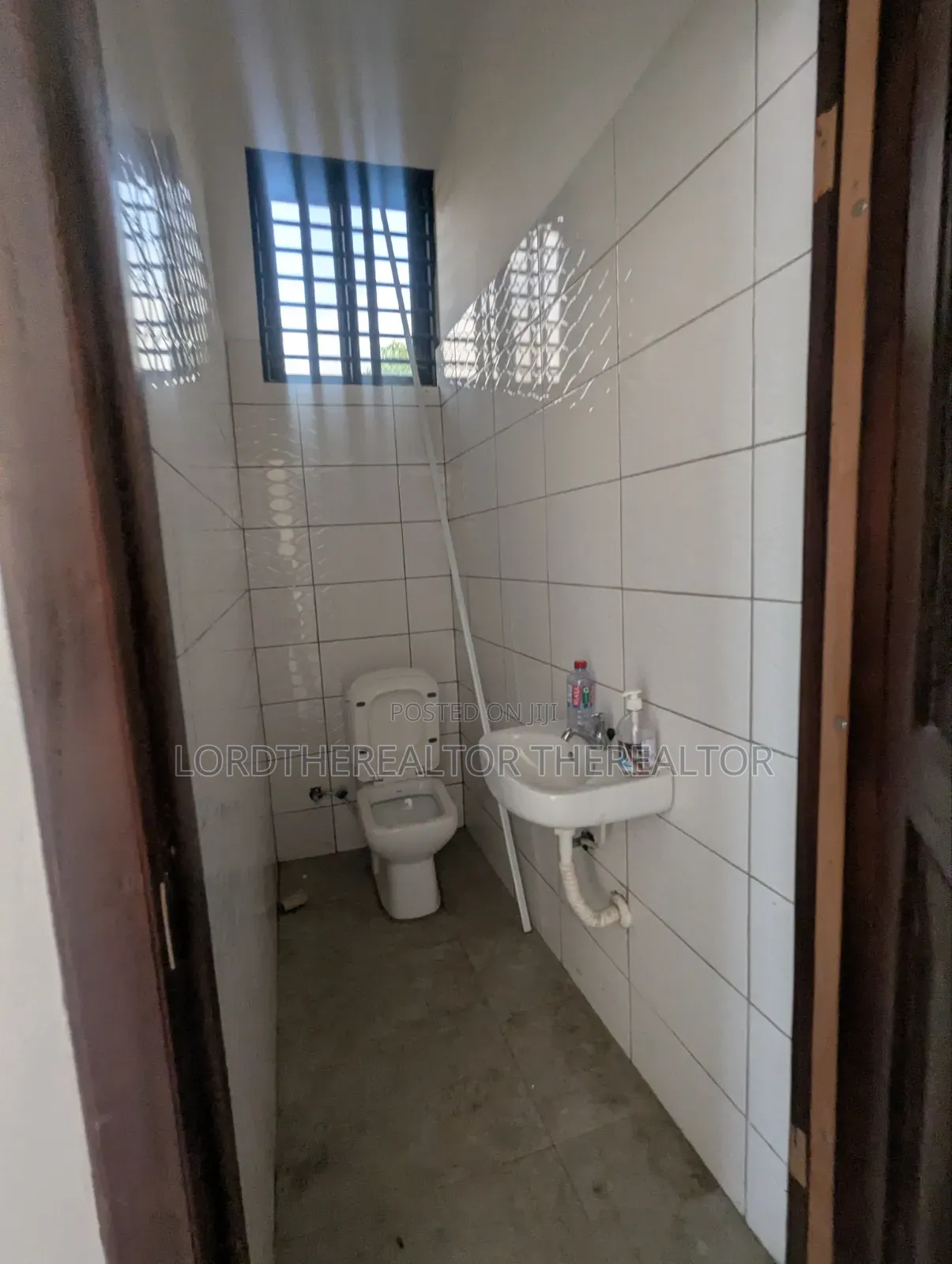 2bdrm Apartment in Pokuase for rent